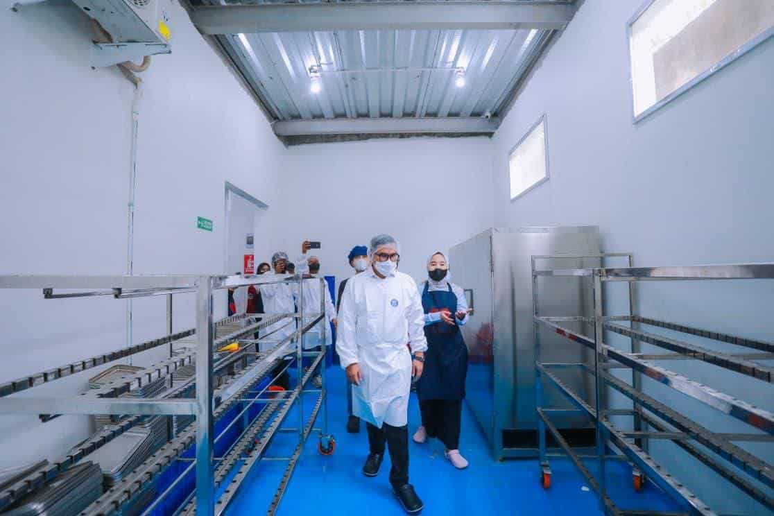 Pemkot Tangsel tinjau dapur MBG Ciater 1 & 3 untuk pastikan makanan bergizi, higienis, dan aman bagi ibu hamil & balita.