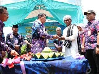 Pemkab Tangerang resmikan gedung revitalisasi SDN Buaran Mangga IV, wujud komitmen tingkatkan mutu pendidikan di daerah.