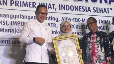 Pemkot Tangerang raih tiga penghargaan di Pentaloka Adinkes 2025 atas keberhasilan program kesehatan dan penurunan stunting.