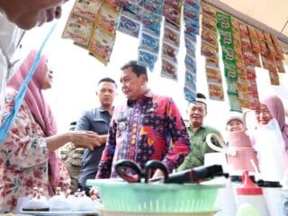 Bupati Tangerang Maesyal Rasyid buka Gema Rakyat Festival UMKM 2025 di Pagedangan untuk dorong ekonomi rakyat dan produk lokal.