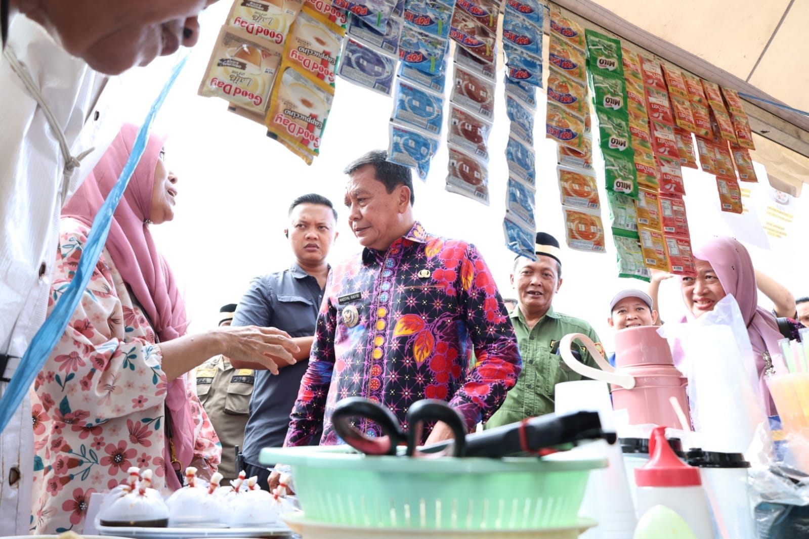 Bupati Tangerang Maesyal Rasyid buka Gema Rakyat Festival UMKM 2025 di Pagedangan untuk dorong ekonomi rakyat dan produk lokal.