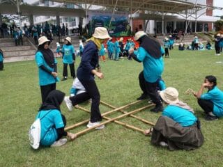 Sinar Mas Land selenggarakan Green Camp 2025 BSD: edukasi lingkungan, penanaman pohon, dan literasi digital untuk generasi muda.