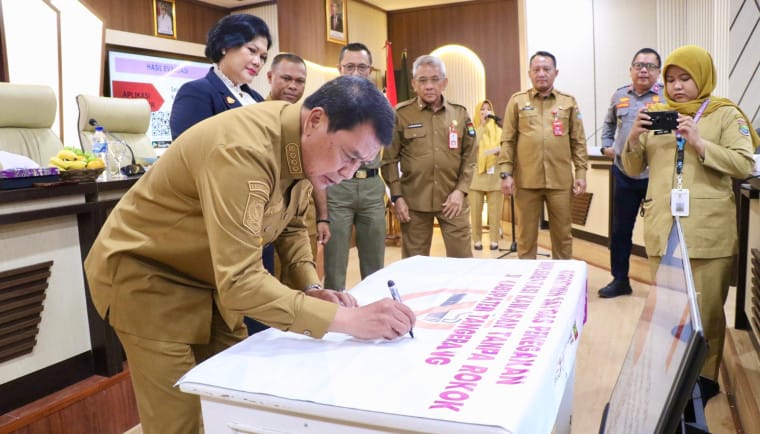 Pemkab Tangerang tegaskan Perda KTR, lindungi kesehatan masyarakat dan ciptakan lingkungan bebas asap rokok.