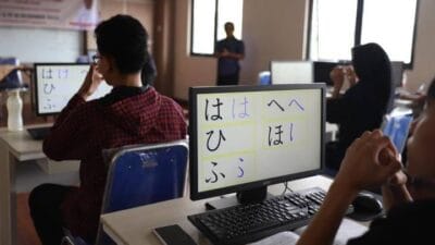 Pemkot Tangerang buka pelatihan gratis Bahasa Jerman & Korea bagi 16 peserta terpilih, sertifikat & peluang kerja luar negeri.