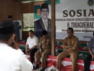 Komisi IX DPR dan BGN gencarkan Program Makan Bergizi di Serang untuk wujudkan generasi sehat, cerdas, dan berdaya saing.
