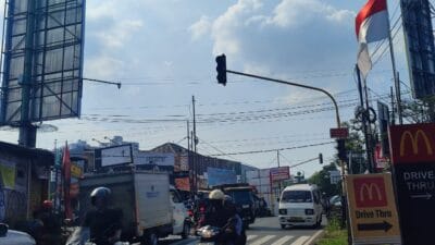Dishub Tangsel akan reaktifkan lampu lalu lintas di Perempatan Duren, Ciputat, guna mengurai kemacetan dan uji coba November 2025.