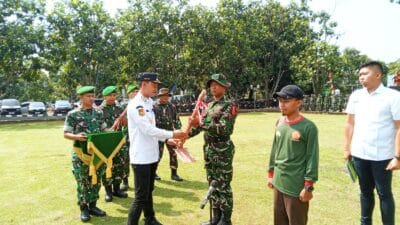 TMMD ke-126 di Pandeglang dorong pembangunan desa Cikentrung & kesejahteraan warga melalui fisik & nonfisik.