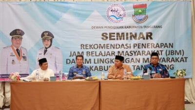 Bupati Tangerang Maesyal Rasyid buka seminar JBM untuk memperkuat budaya belajar dan meningkatkan kualitas pendidikan.