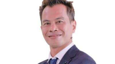 Di era media sosial, kita sering kehilangan makna sejati kebahagiaan. Hidup sacukupe jadi jalan pulang menuju ketenangan batin.