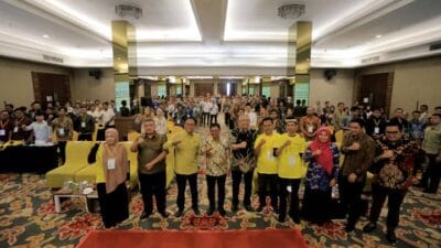 Pemkot Tangerang dan Kemenperin kolaborasi perkuat UMKM–IKM lewat program WUB 2025, menghadirkan pelatihan bagi 270 pelaku usaha.