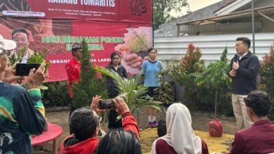 Ratusan pemuda di Tangerang menanam asa melalui pohon. Anggota DPRD Abraham Garuda dorong Gen Z dan Alpha lindungi bumi dengan aksi nyata.