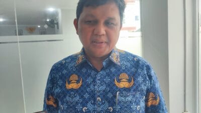 Serapan anggaran Pemkot Tangsel capai 60%, pendapatan hampir 80%. Benyamin Davnie tekankan disiplin pengelolaan keuangan daerah.