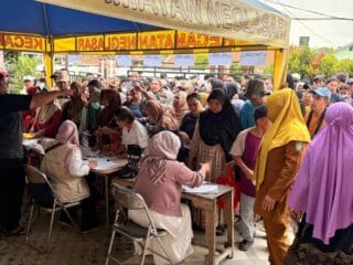 Cegah Kerentanan Pangan, Pemkot Tangerang Bagikan Bansos ke Ribuan Keluarga di Neglasari