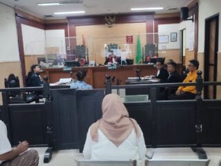 Persidangan Abadi Tjendera: Kuasa Hukum Bantah Tuduhan Kesaksian Palsu dan Pemalsuan SHM