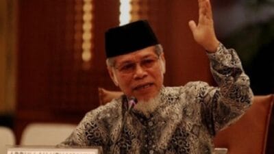 Rencana amnesti dan rehabilitasi bagi koruptor dinilai melemahkan penegakan hukum dan mengancam Indonesia Emas 2045.