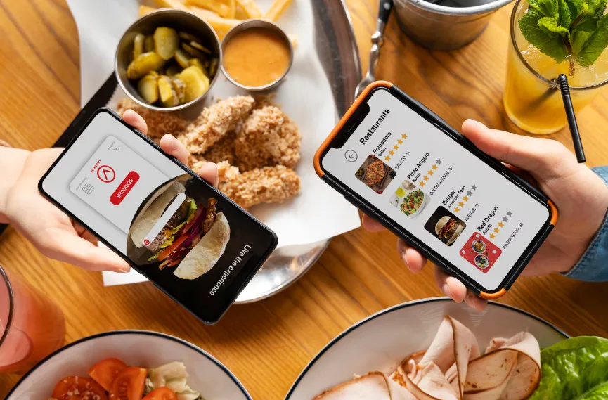 GoFood dan ShopeeFood mengubah cara masyarakat makan, mendukung UMKM kuliner, dan membentuk gaya hidup digital modern.