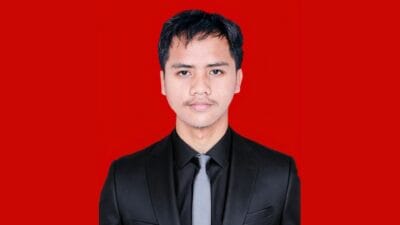 Pemikiran Agustinus mengungkap hubungan iman dan akal, konsep kebenaran, serta moralitas manusia dalam pandangan metafisik dan teologis.