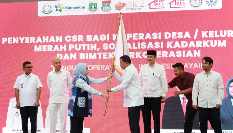 Pemkab Tangerang salurkan CSR ke 214 KDKMP, dorong ekonomi desa dan luncurkan aplikasi digital koperasi transparan.