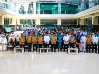 Wali Kota Tangerang Selatan Benyamin Davnie membuka MTQ Pelajar IX 2025 sebagai ajang pembinaan generasi Qurani berprestasi.