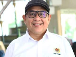 PWI Pusat keluarkan tiga SE: larangan rangkap jabatan, perpanjangan KTA, dan donasi korban banjir Sumatera.