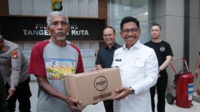 Pemkot, Polres, dan MSP menyalurkan 1.000 paket bantuan pangan untuk memperkuat kepedulian serta solidaritas warga Kota Tangerang.
