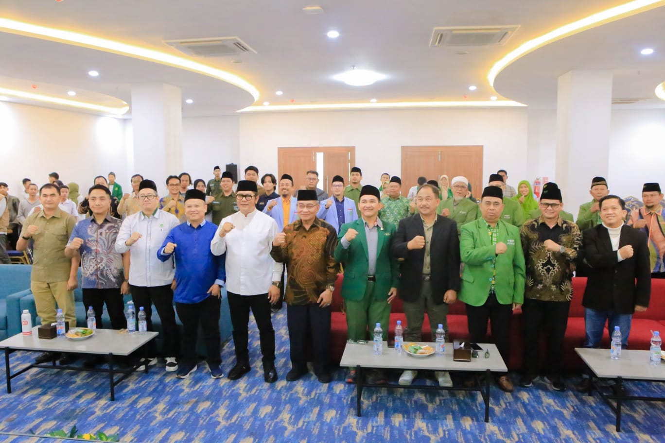 Dialog Kebangsaan GEMA Mathla'ul Anwar bahas peran pemuda dalam demokrasi hijau dan ketahanan pangan nasional di Kota Tangerang.