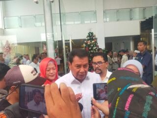 Bupati Tangerang mengerahkan tim PMI dan bantuan logistik untuk korban bencana di Aceh, Medan, dan Padang sebagai respons cepat dan tanggap.