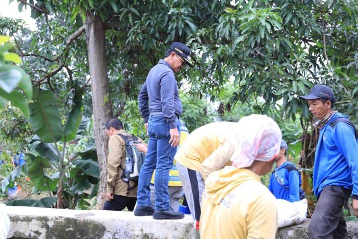 Banjir di Pinang Griya dan Ciledug Indah Kota Tangerang mulai surut. Pemkot pasang kisdam dan pompa air cegah banjir susulan.