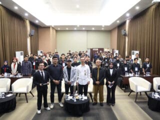 Hadiri Simposium Nasional, Andra Soni Tekankan Peran Pemuda Kuasai Teknologi di Era 5.0