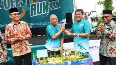 Bupati Tangerang Maesyal Rasyid menghadiri Milad ke-4 UNIMAR dan menegaskan peran strategis kampus menuju Indonesia Emas 2045.