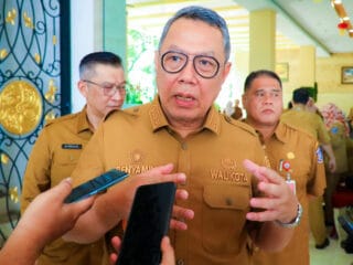 Sampah Tangsel Tetap Tertangani, Benyamin Davnie Ambil Langkah Cepat Usai Cilowong Ditutup