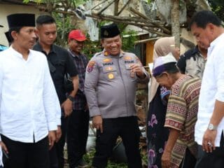 Tinjau Rumah Roboh Akibat Cuaca Ekstrem, Bupati Tangerang Pastikan Pembangunan Cepat