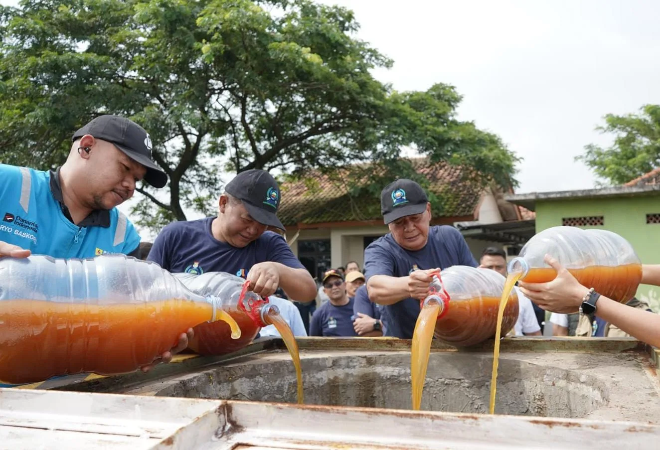 Bupati Tangerang hadiri HPSN 2026 di TPA Jatiwaringin dengan penanaman bambu, trembesi, dan ecoenzym. Fokus kurangi bau.