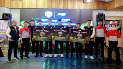 JNE beri bonus puluhan juta kepada pemain dan pelatih Cosmo JNE FC atas kontribusi membawa Timnas Futsal Indonesia berprestasi di Asia.