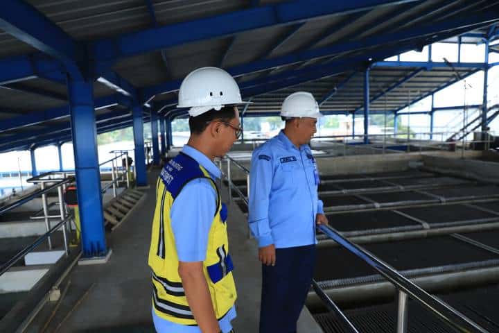 Perumda Tirta Benteng memastikan kualitas air pelanggan kembali aman dan sesuai standar usai dugaan pencemaran air baku.