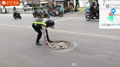 Satlantas Polresta Tangerang memetakan jalan berlubang di jalur mudik sebagai persiapan Operasi Ketupat Maung 2026.
