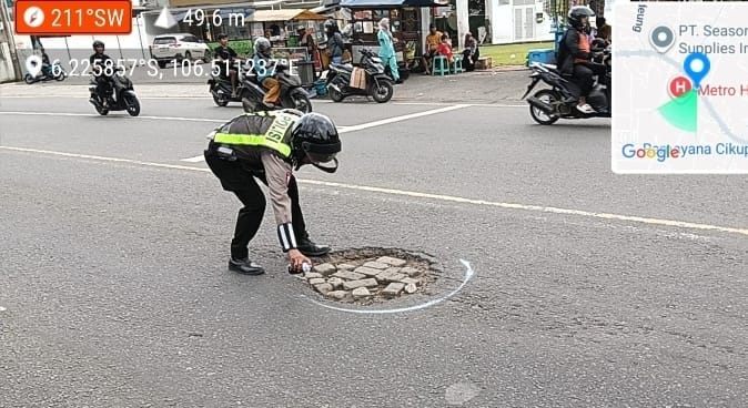 Satlantas Polresta Tangerang memetakan jalan berlubang di jalur mudik sebagai persiapan Operasi Ketupat Maung 2026.