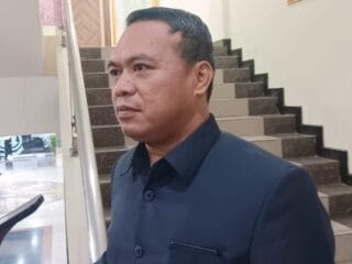 Keselamatan Masyarakat Terancam, DPRD Ingatkan Pemkab Perbaiki Jalan Rusak Pasar Kemis