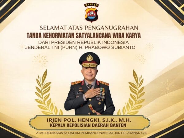 Kapolda Banten Terima Satyalancana Wira Karya