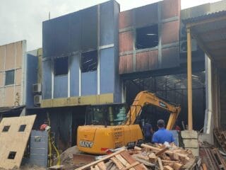 Benyamin Soroti Akses Tertutup Usai Kebakaran Gudang Pestisida Taman Tekno