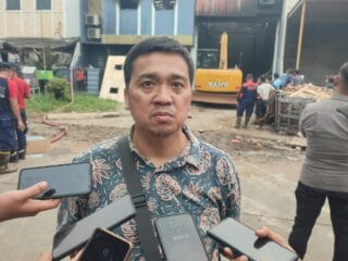 PT Biotek Janji Lakukan Penetralan Sungai Pasca Kebakaran di Taman Tekno Tangsel