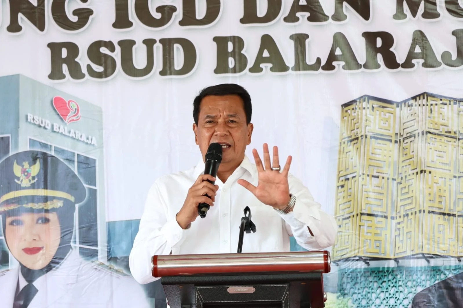 Bupati Tangerang meresmikan IGD baru dan Musholla Al-Taubah di RSUD Balaraja. Kapasitas naik jadi 51 tempat tidur pasien darurat.