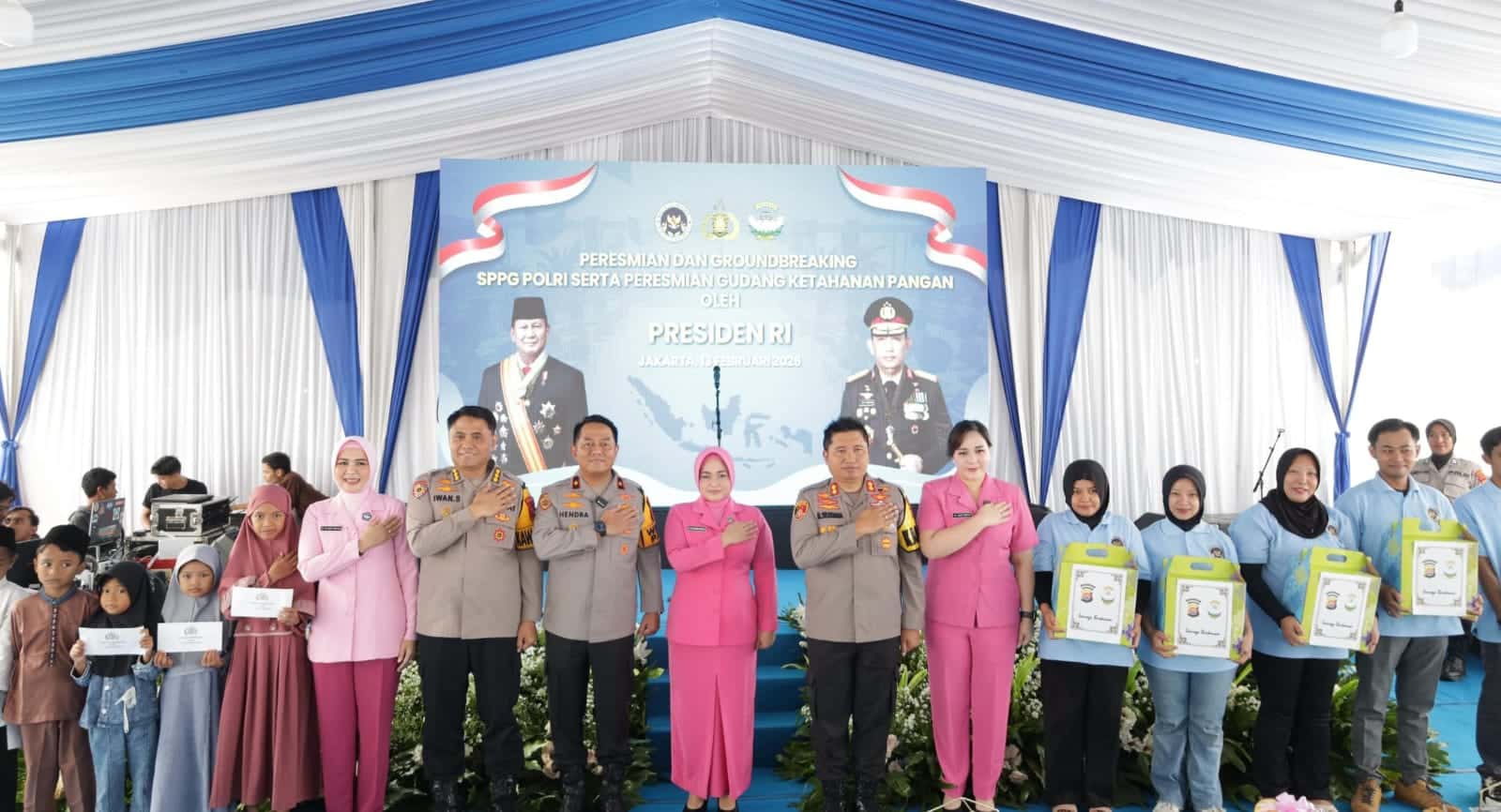 Polda Banten menyiapkan 76 SPPG untuk mendukung program Makan Bergizi Gratis, menargetkan ratusan sekolah dan ribuan siswa.