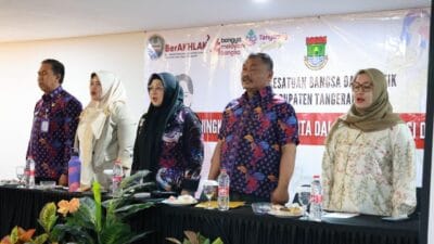 Wabup Tangerang Intan Nurul Hikmah mendorong peran aktif perempuan dalam demokrasi demi kebijakan yang adil dan bermartabat.