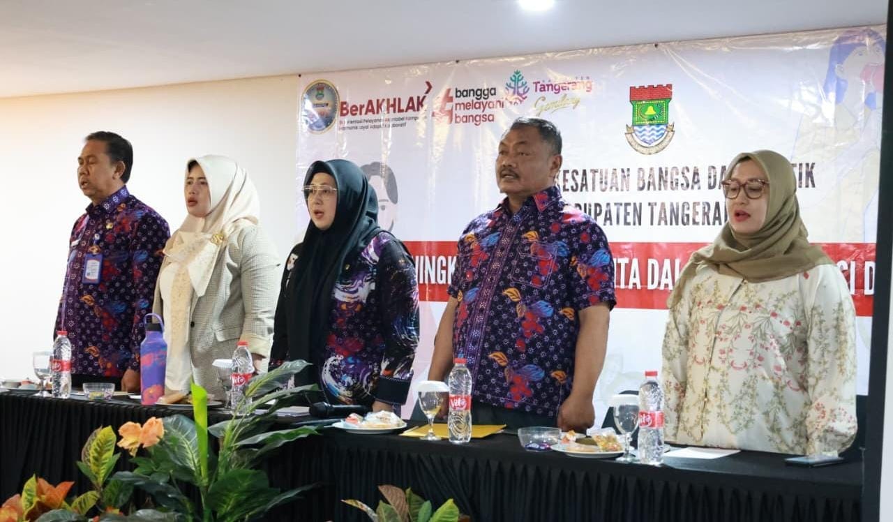 Wabup Tangerang Intan Nurul Hikmah mendorong peran aktif perempuan dalam demokrasi demi kebijakan yang adil dan bermartabat.
