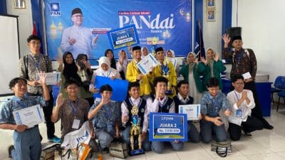 SMAIT Ar-Rahmah Cendekia meraih Juara 1 dan 2 dalam Kompetisi Cerdas Cermat Islami PANdai 2026 tingkat Provinsi Banten.