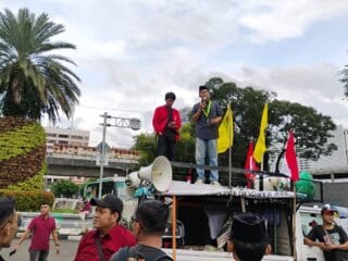 Aliansi Peduli Iran Aksi di Kedubes AS dan Kemenlu, Kecam Serangan ke Iran