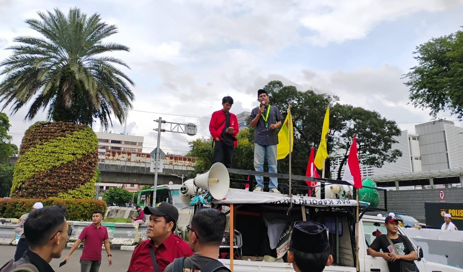 Aliansi Peduli Iran gelar aksi di Kedubes AS dan Kemenlu RI, kecam serangan AS ke Iran serta desak perlindungan WNI.