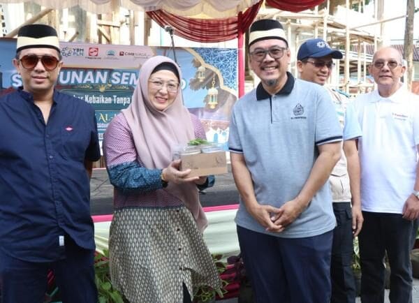 Hadiri Amaliyah Ramadan di Kelapa Dua, Wabup Tangerang: Semangat Berbagi Harus Terus Dijaga