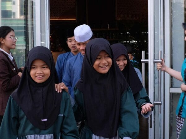 Tak Hanya Buka Puasa, Atria Gading Serpong Beri Pengalaman Menginap untuk Anak Panti